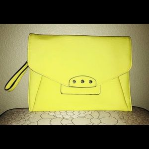 Neon yellow clutch